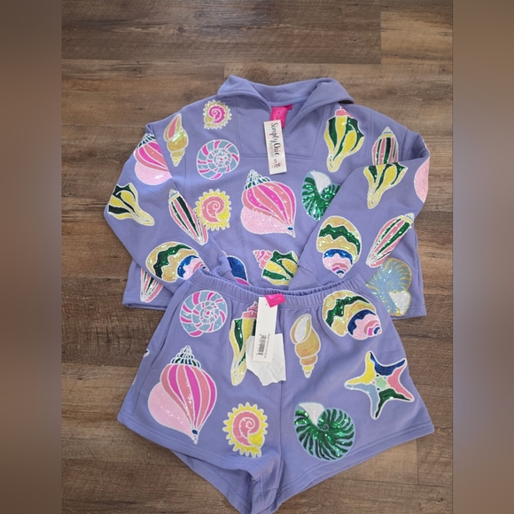 Queen Of Sparkles Seashell Set Both Pieces Size Small QOS - Picture 2 of 2